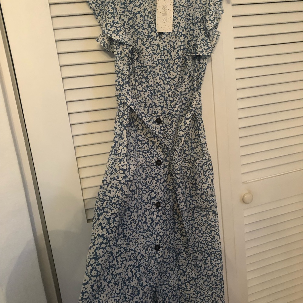 Dress - Picture 2 of 6